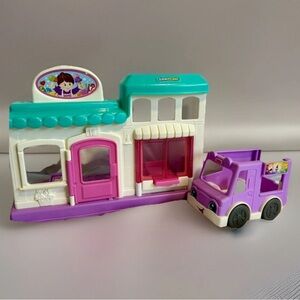 Fisher Price Little People Ice Cream Shop